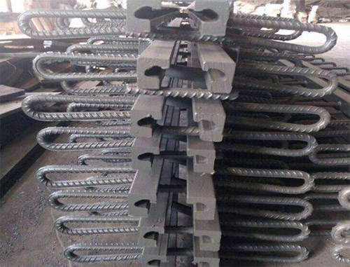 桥梁伸缩缝